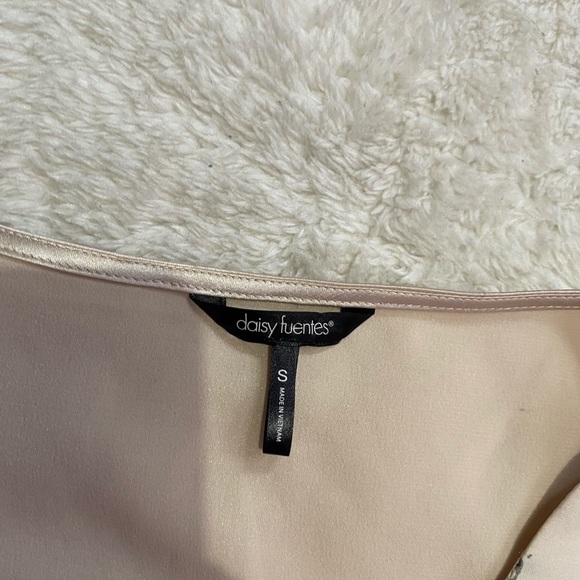 Daisy Fuentes Blouse S - Picture 3 of 4